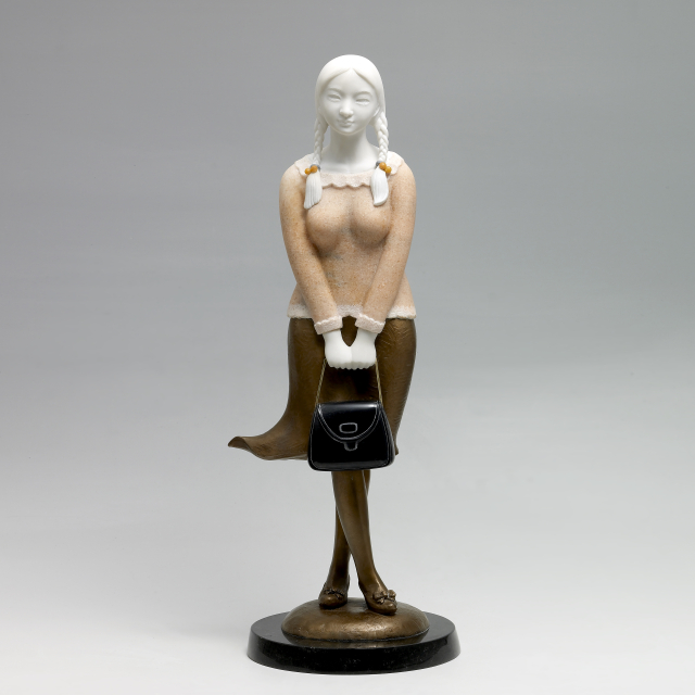 머리땋은 소녀 · A girl with braided hair